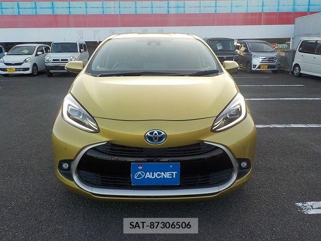 Toyota AQUA 2021-08 7978467-3