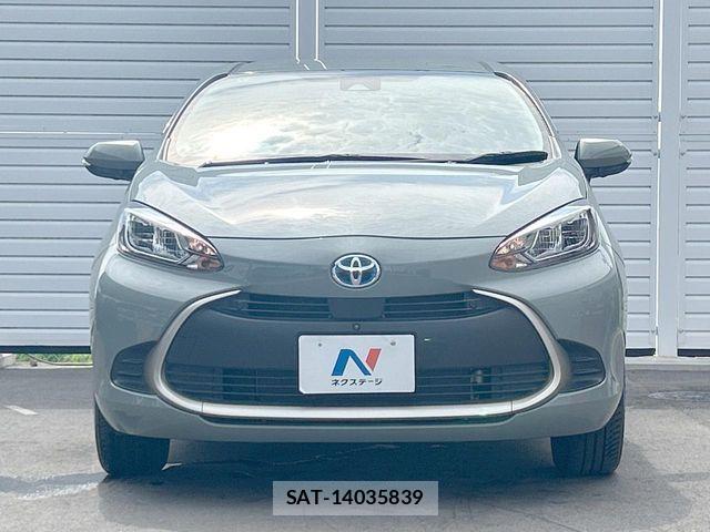 Toyota AQUA 2021-09 7978464-14
