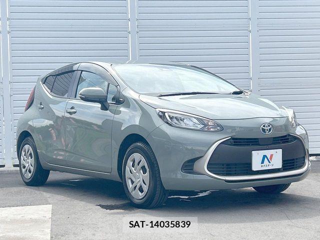 Toyota AQUA 2021-09 7978464-16
