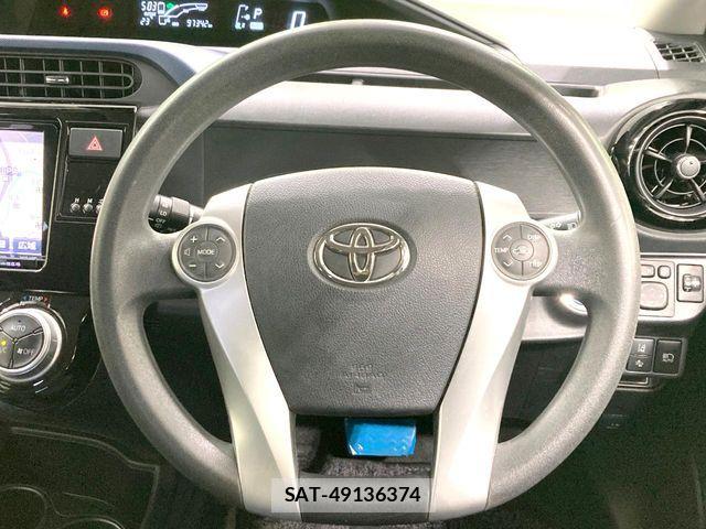 Toyota AQUA 2016-01 7978492-10
