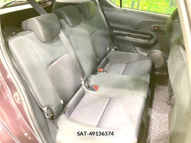Toyota AQUA 2016-01 7978492-8