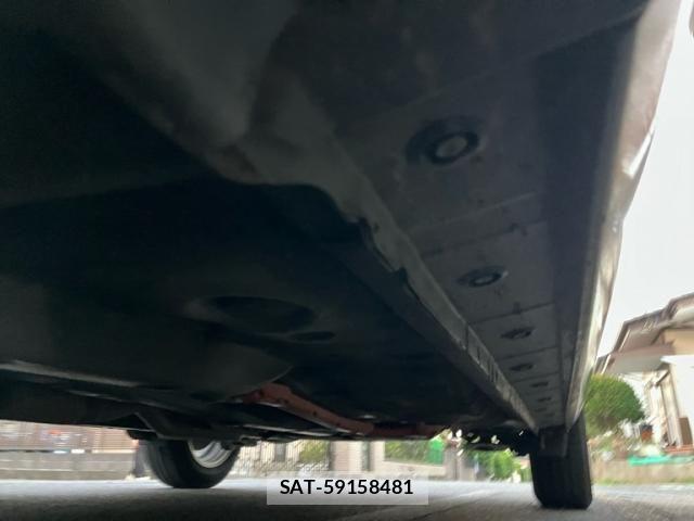 Toyota AQUA 2012-07 7978508-17