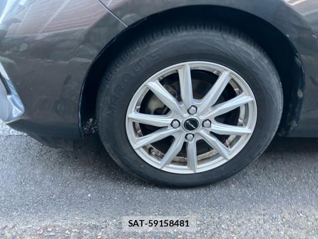 Toyota AQUA 2012-07 7978508-6