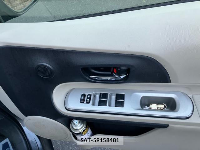 Toyota AQUA 2012-07 7978508-7