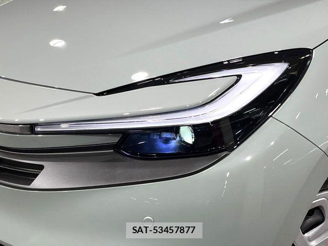 Toyota AQUA 2025-11 7978457-12