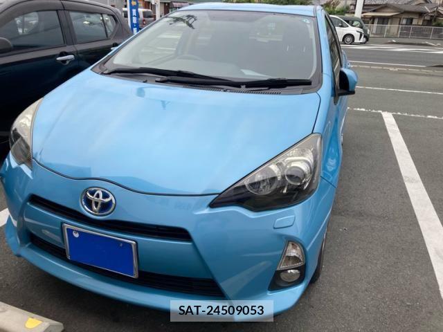 Toyota AQUA 2014-05 8034403-0