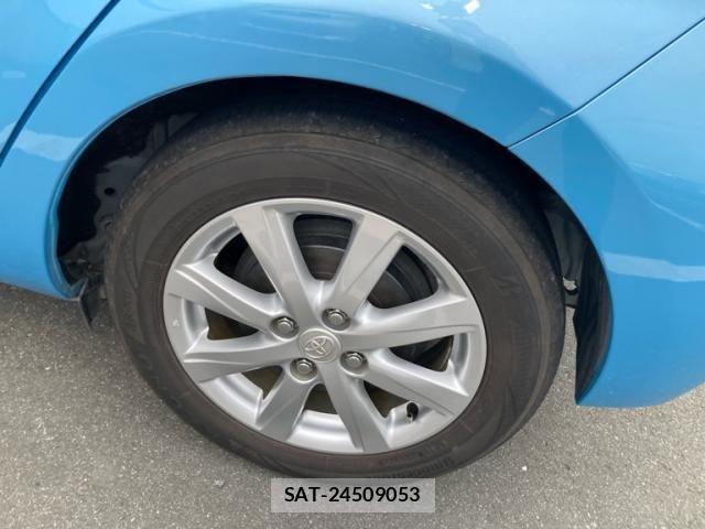 Toyota AQUA 2014-05 8034403-11