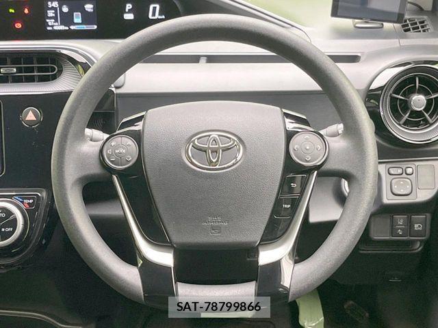 Toyota AQUA 2018-09 8034371-10