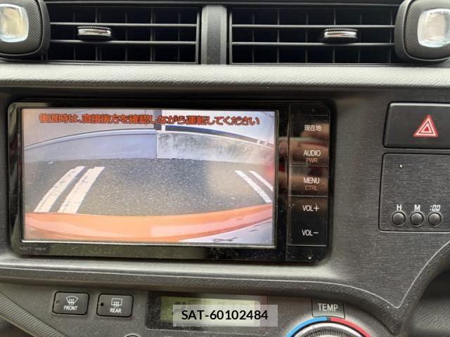 Toyota AQUA 2012-01 8034413-13