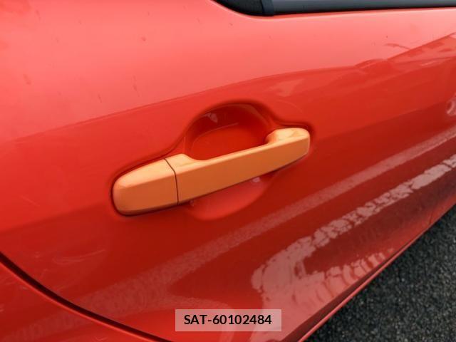 Toyota AQUA 2012-01 8034413-6