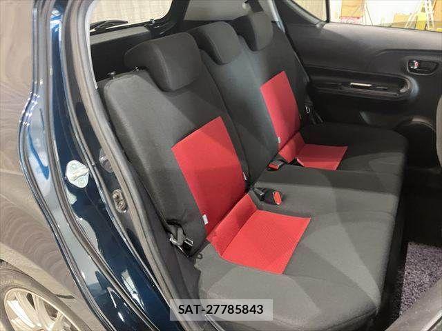 Toyota AQUA 2017-10 8034374-10
