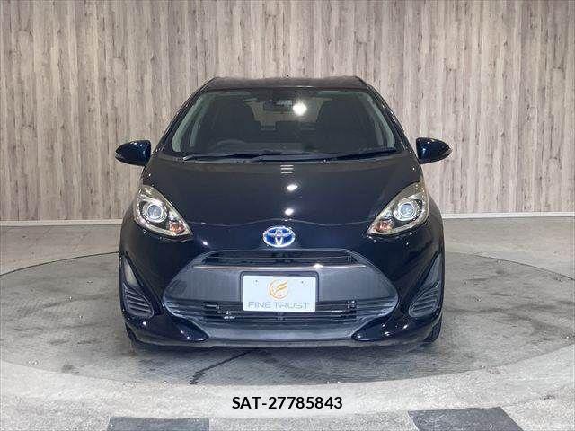 Toyota AQUA 2017-10 8034374-17