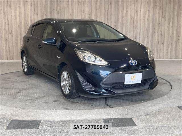 Toyota AQUA 2017-10 8034374-18
