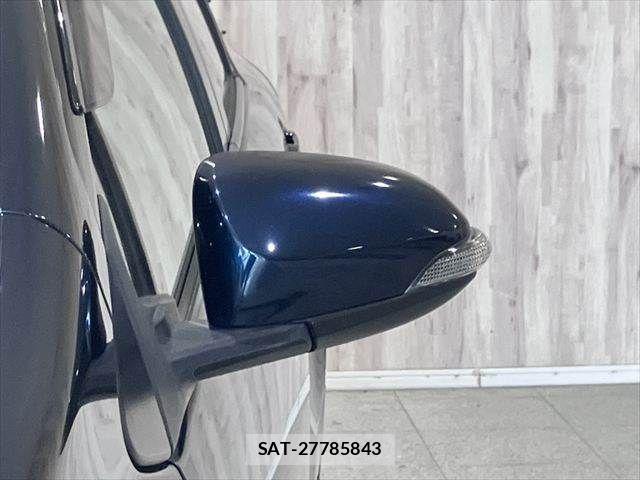 Toyota AQUA 2017-10 8034374-24