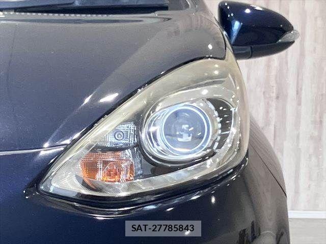 Toyota AQUA 2017-10 8034374-26