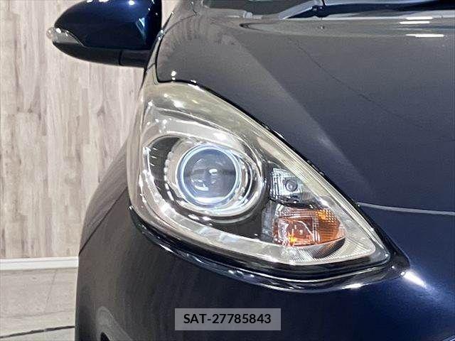 Toyota AQUA 2017-10 8034374-27