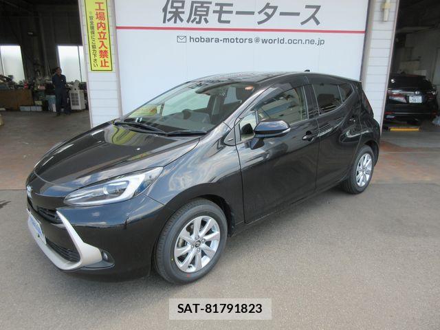 Toyota AQUA 2022-09 8034362-0