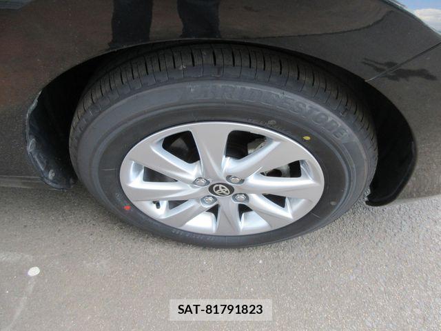 Toyota AQUA 2022-09 8034362-12