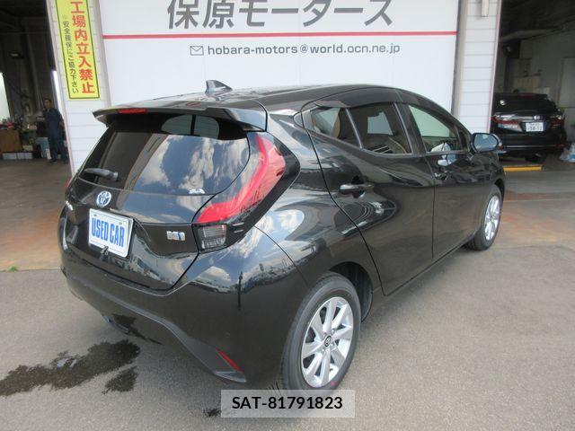 Toyota AQUA 2022-09 8034362-14