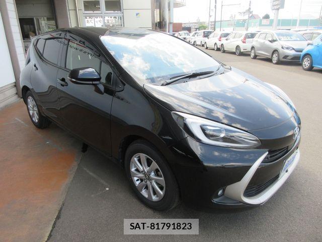 Toyota AQUA 2022-09 8034362-2