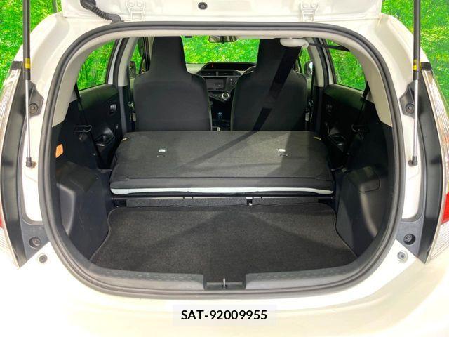Toyota AQUA 2016-12 8034390-9