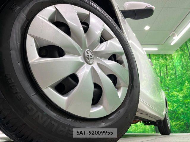 Toyota AQUA 2016-12 8034390-12