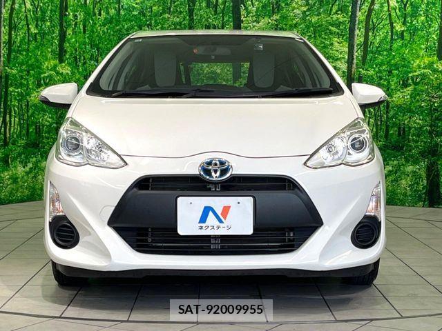 Toyota AQUA 2016-12 8034390-13