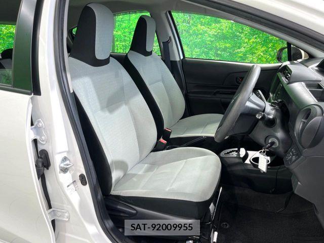 Toyota AQUA 2016-12 8034390-7