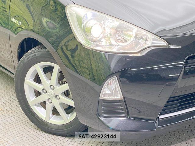 Toyota AQUA 2013-01 8034401-11