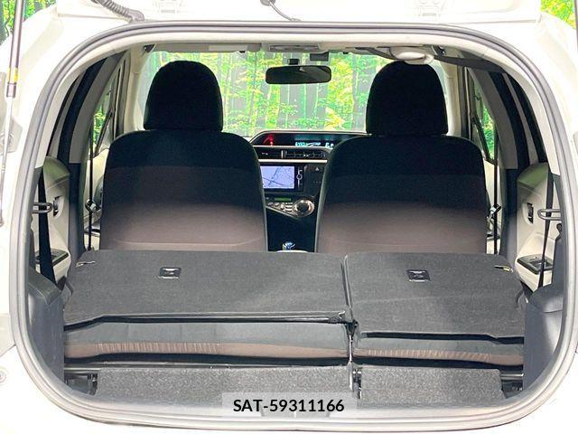 Toyota AQUA 2014-05 8034388-9
