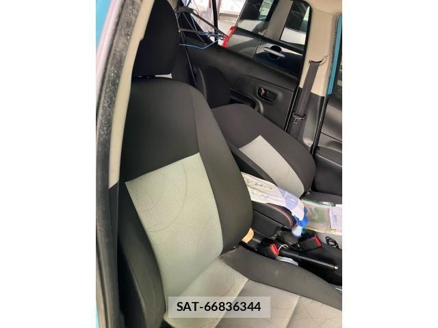 Toyota AQUA 2013-08 8034426-11