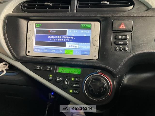 Toyota AQUA 2013-08 8034426-19