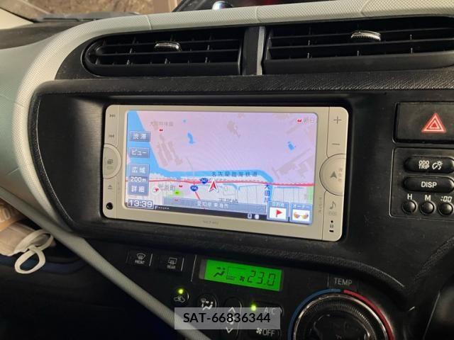 Toyota AQUA 2013-08 8034426-20