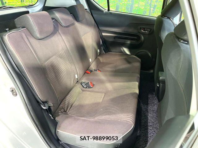 Toyota AQUA 2015-03 8034387-9
