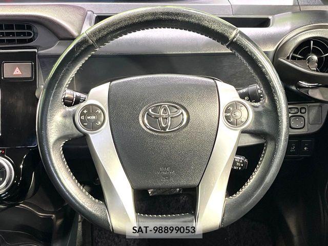 Toyota AQUA 2015-03 8034387-11
