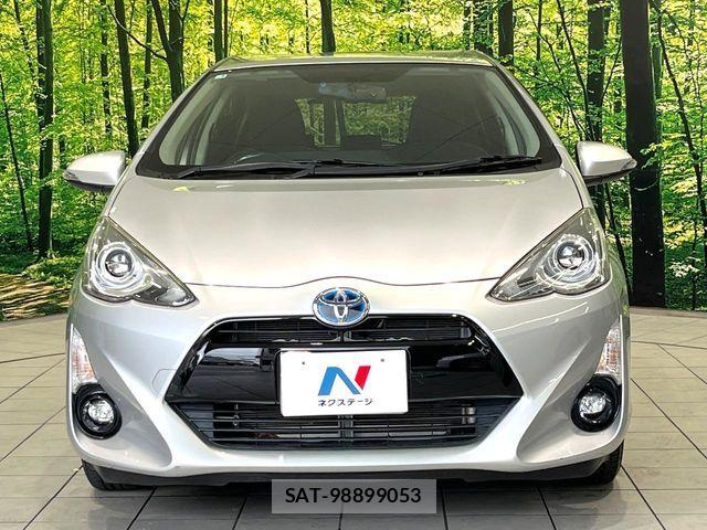 Toyota AQUA 2015-03 8034387-14