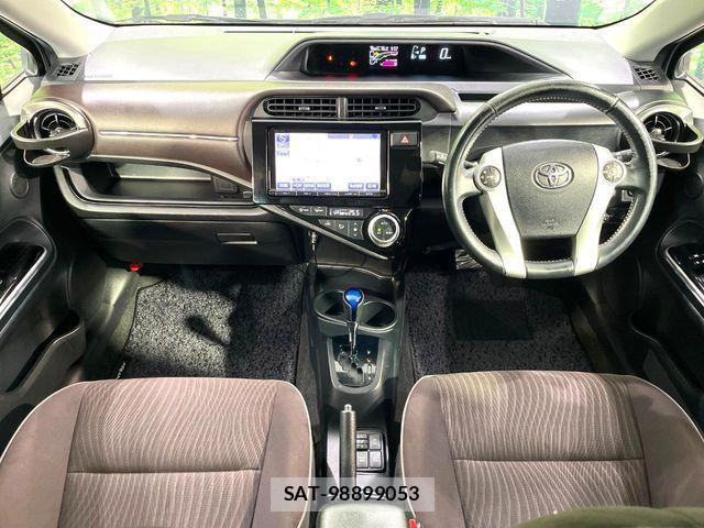 Toyota AQUA 2015-03 8034387-1