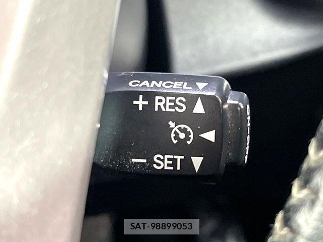 Toyota AQUA 2015-03 8034387-5