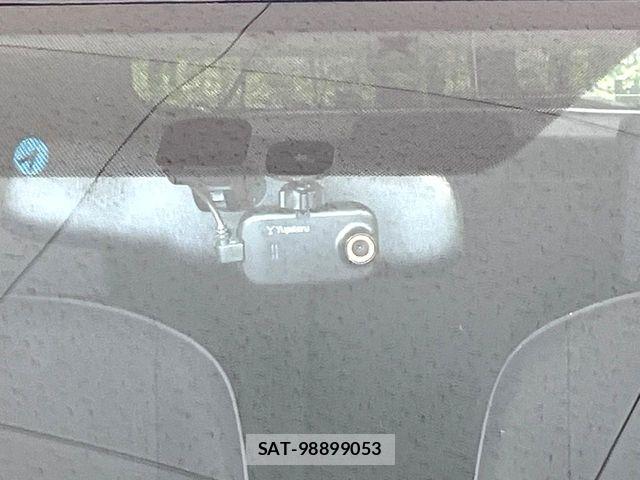 Toyota AQUA 2015-03 8034387-7