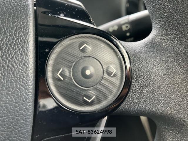 Toyota AQUA 2018-03 8034394-14