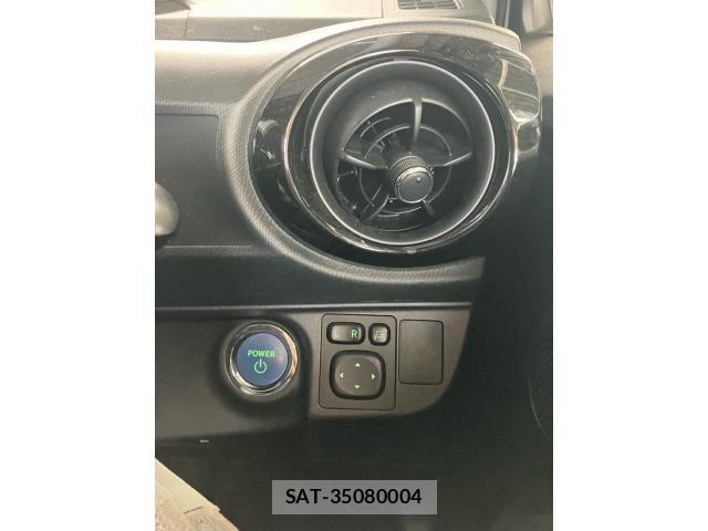 Toyota AQUA 2016-06 8034408-13