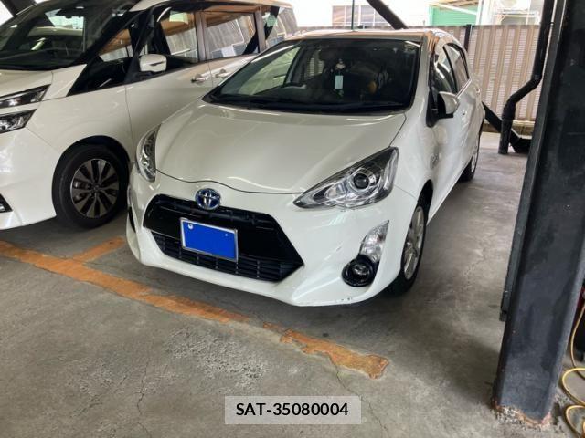 Toyota AQUA 2016-06 8034408-1