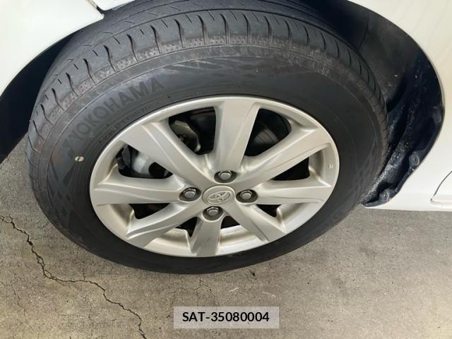 Toyota AQUA 2016-06 8034408-4