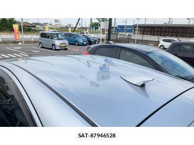 Toyota AQUA 2013-03 8034391-23