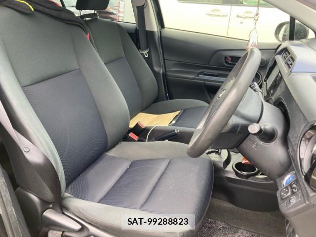 Toyota AQUA 2016-02 8034404-12
