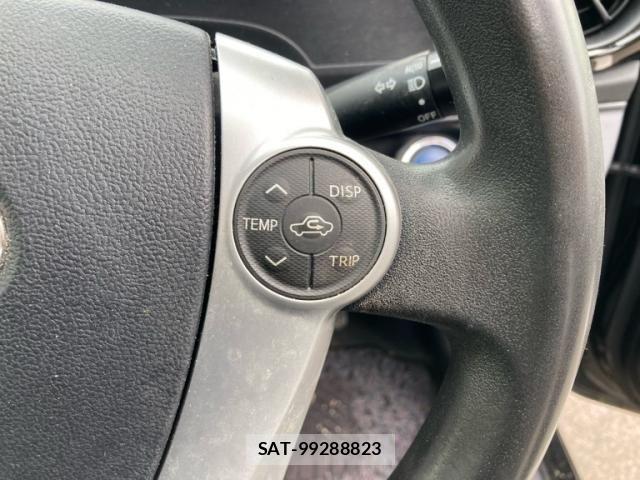 Toyota AQUA 2016-02 8034404-18