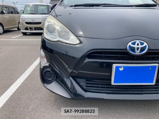 Toyota AQUA 2016-02 8034404-4