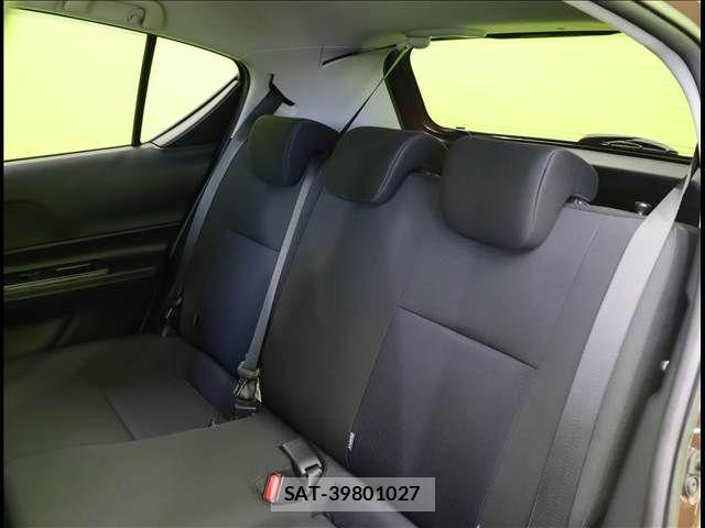 Toyota AQUA 2021-04 8034370-26