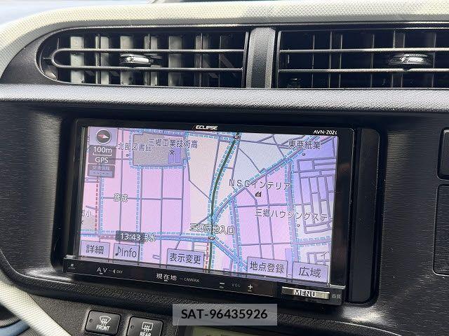 Toyota AQUA 2013-08 8034393-15