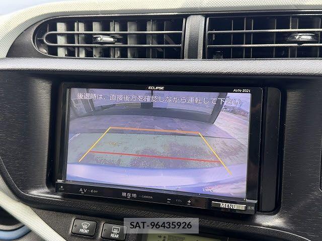 Toyota AQUA 2013-08 8034393-18